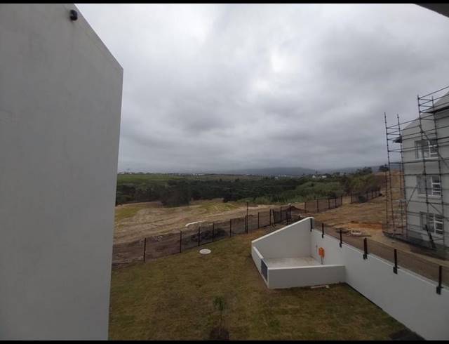 3 BEDROOM APARTMENT FOR SALE IN GEORGE CENTRAL